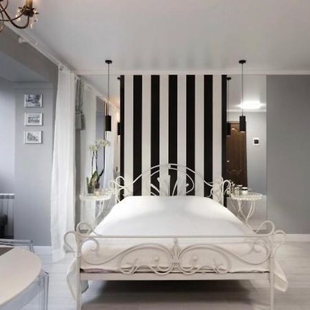 Appartamento Charming studio in Pechersk Kiev Esterno foto